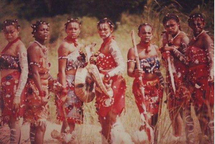 Throwback to "Egg of Life"