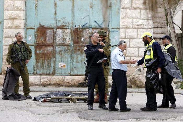 Two Palestinians who stabbed Israeli soldier shot dead in W. Bank