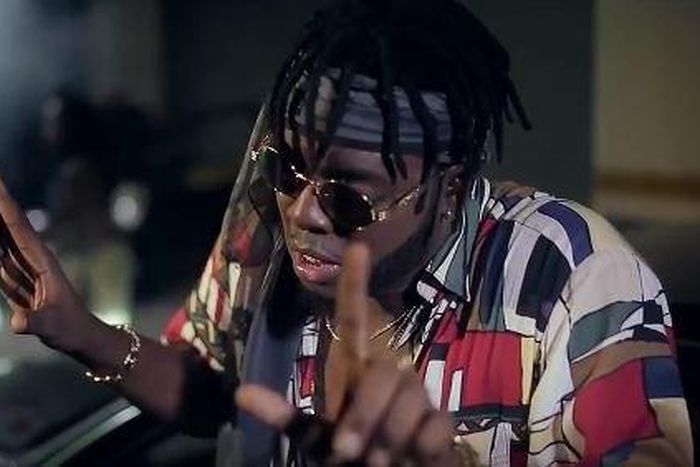 Yung L - Pass the aux