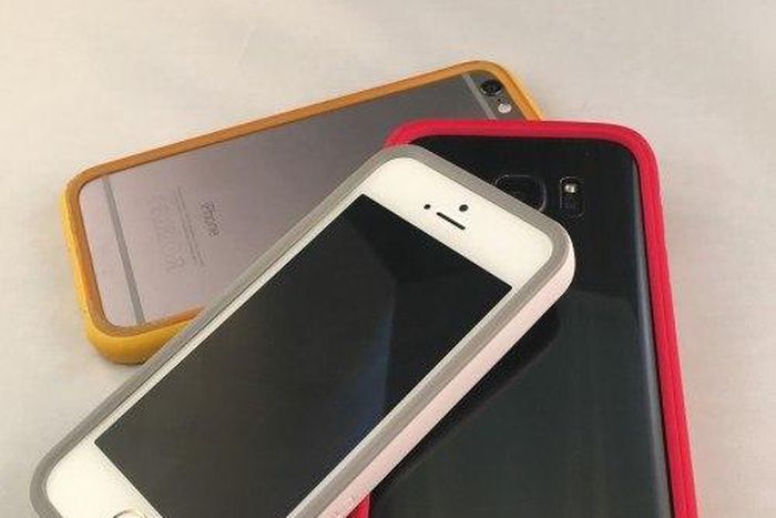 10 Businesses that have been destroyed by Smart Phones