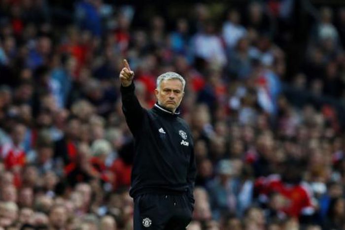 Rivals are scared of title talk, says Mourinho