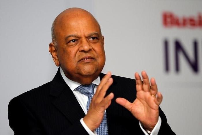 Finance Minister Pravin Gordhan gestures during his address at a business summit in Sandton, South Africa, September 13, 2016.