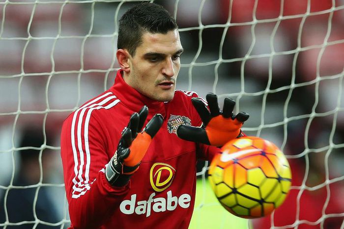 ___5422430___https:______static.pulse.com.gh___webservice___escenic___binary___5422430___2016___8___26___14___vito-mannone-cropped_e4scewfnropw1nex9pdmizuvy_1