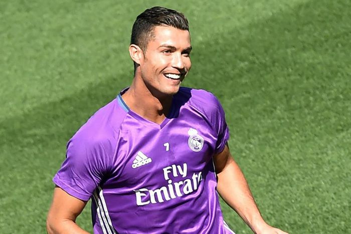 ___5481830___https:______static.pulse.com.gh___webservice___escenic___binary___5481830___2016___9___12___15___cristiano-ronaldo-cropped_1jh6v9lkes7rc1bwhh6x5jbiju_1