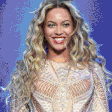 Beyonce storms Video Music Awards, Rihanna gets lifetime award