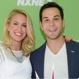 Anna Camp and Skylar Astin