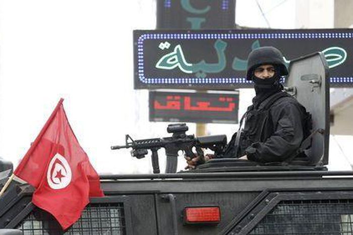 Tunisia police kill two militants, civilian in raid after army ambush -source