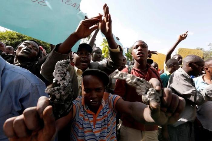 Kenya clears out electoral officials after deadly protests