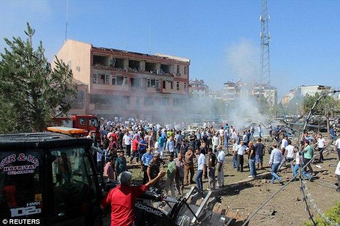 Explosion hits eastern Turkish city of Van - agency