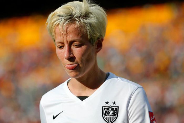 ___5496795___https:______static.pulse.com.gh___webservice___escenic___binary___5496795___2016___9___16___12___megan-rapinoe_1p65fs725tc731uvoi1263p0cl
