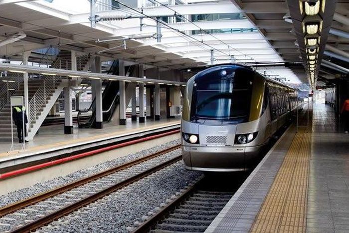 ___5466146___https:______static.pulse.com.gh___webservice___escenic___binary___5466146___2016___9___7___15___gau-train