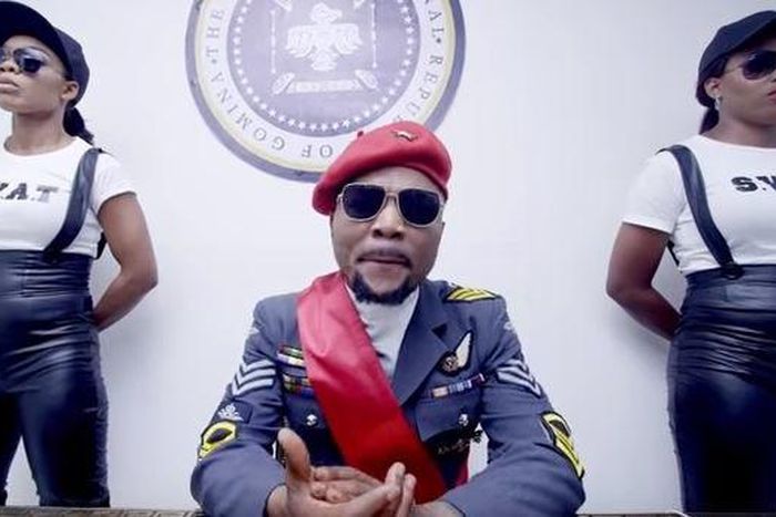 Oritsefemi - Mr gomina ft Reekado Banks