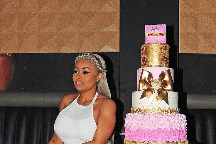 Blac Chyna shines in white on 28th birthday in Miami