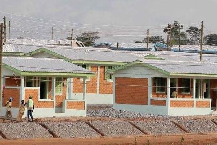 Low cost housing unit