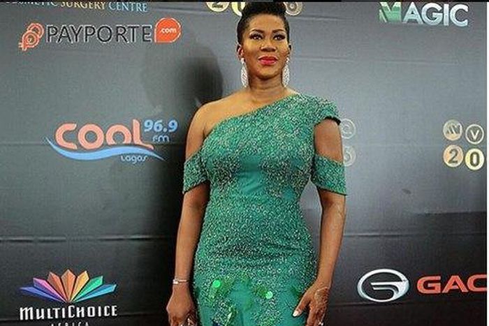 Stephanie Linus in Lisa Folawiyo