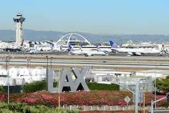 ___4830980___https:______static.pulse.com.gh___webservice___escenic___binary___4830980___2016___3___21___15___Los+Angeles+International+Airport_1