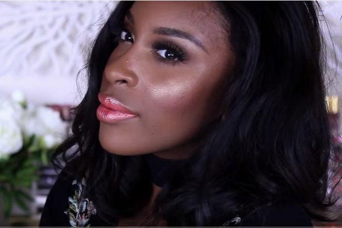 Jackie Aina shows off radiant everyday makeup look