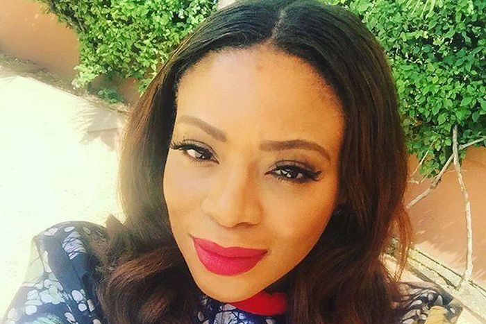 Dolapo Oni looking beautiful