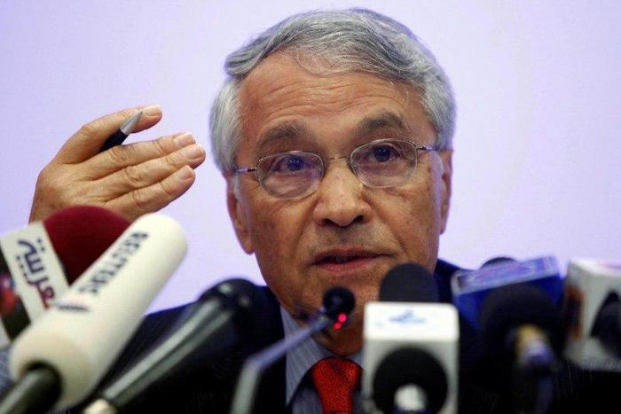 Chakib Khelil addresses a news conference after the Gas Exporting Countries Forum in Oran April 19, 2010. REUTERS/Louafi Larbi