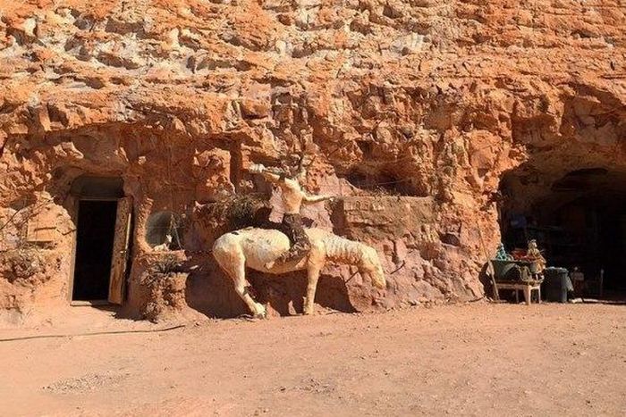 See pictures of town where it is so hot, people live underground