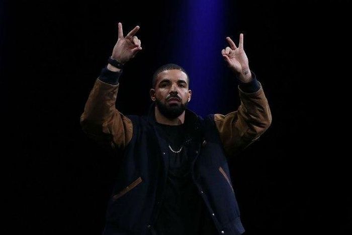 Drake "Views" has been released on iTunes and Apple Music