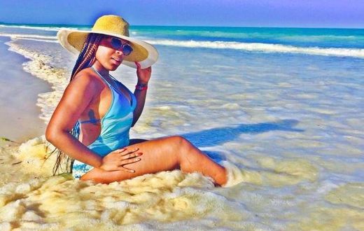Moet Abebe