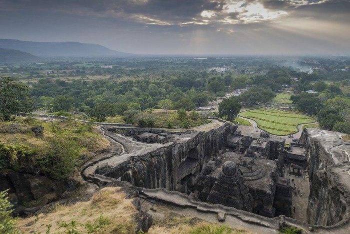 ___4792660___https:______static.pulse.com.gh___webservice___escenic___binary___4792660___2016___3___11___20___Ellora+caves