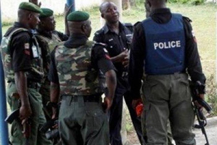 Picture of some policemen (This picture is for illustrative purposes).