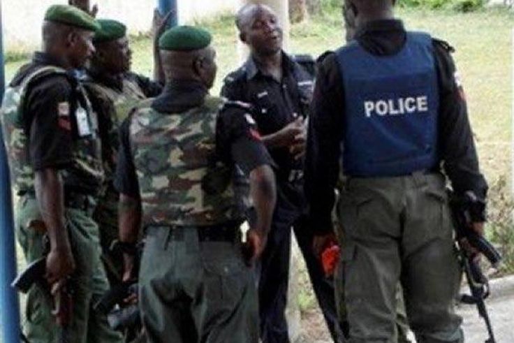 Picture of some policemen (This picture is for illustrative purposes).