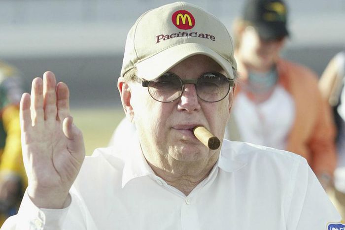 ___5239012___https:______static.pulse.com.gh___webservice___escenic___binary___5239012___2016___7___8___5___carlhaas-cropped_lszwwtbjg3v81fzg3gt7zlhn2