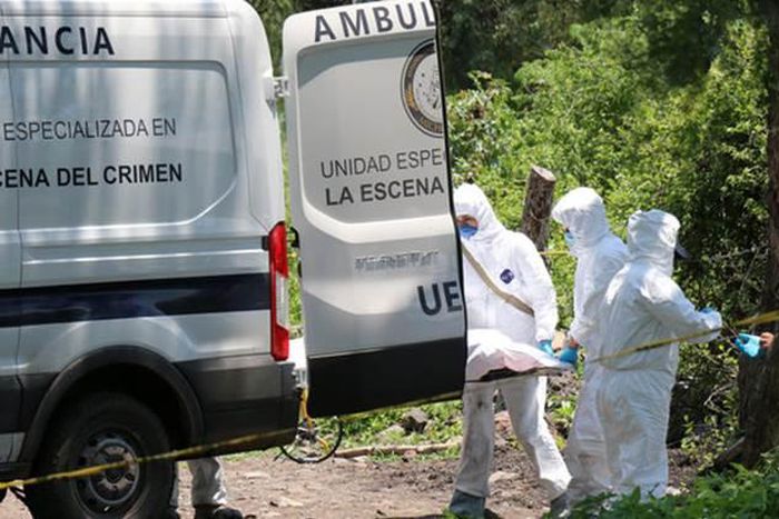 Local Mexico mayor, policeman arrested over alleged murder of 10