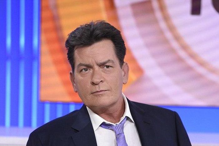 Charlie Sheen confirms he's HIV positive