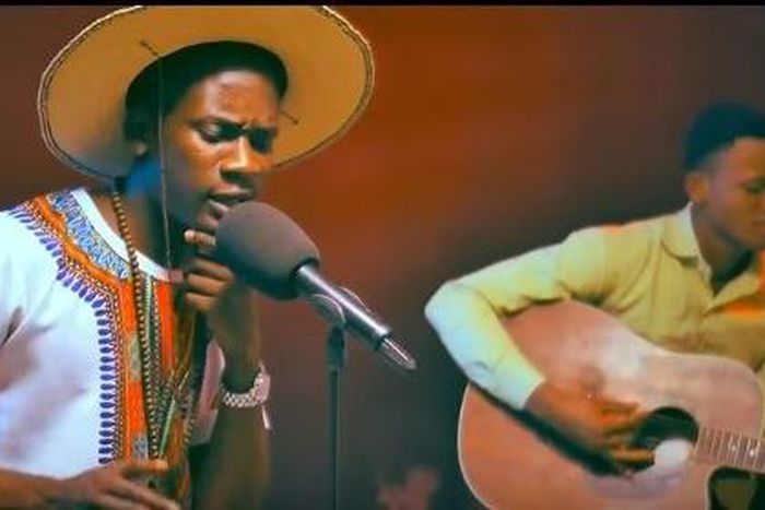 Mr Eazi acoustic session Freeme TV