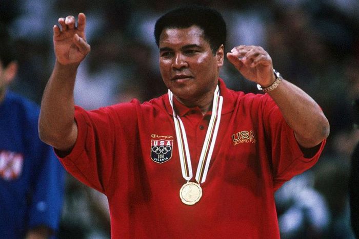 ___5112073___https:______static.pulse.com.gh___webservice___escenic___binary___5112073___2016___6___4___11___muhammad-ali-cropped_y51syg3img9u16wrhbp7ax2e9_1