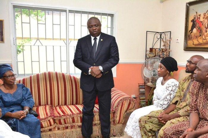 Gov. Ambode visits family of late Braithwaite