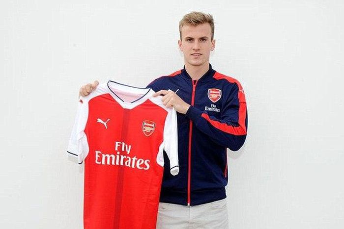 Rob Holding