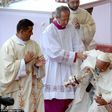 Pope Francis falls in Poland