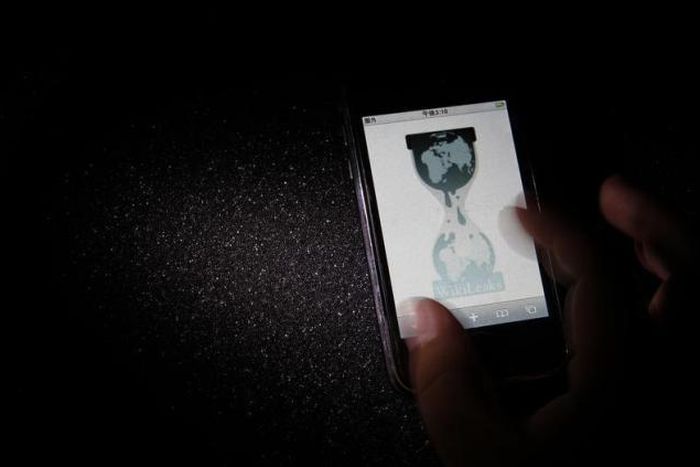 Turkey blocks access to WikiLeaks after ruling party email dump