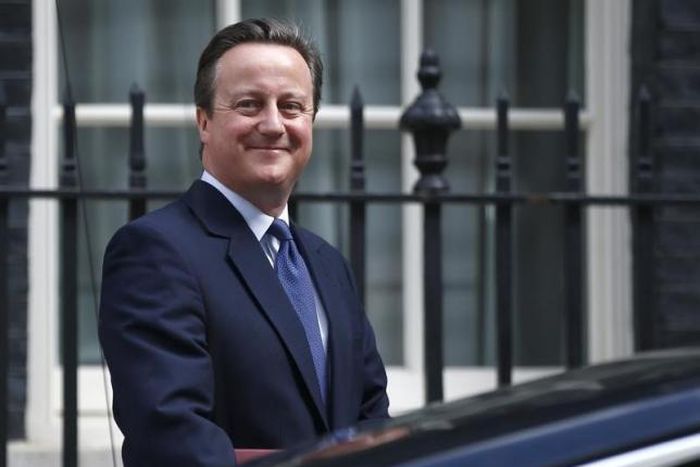 UK PM Cameron says working to ensure EU citizens can stay in Britain