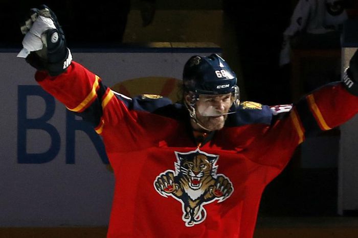 ___4774128___https:______static.pulse.com.gh___webservice___escenic___binary___4774128___2016___5___6___11___jaromir-jagr-030716-getty-ftr-usjpg_nlm1roo67ghv1oq85wag02l8s