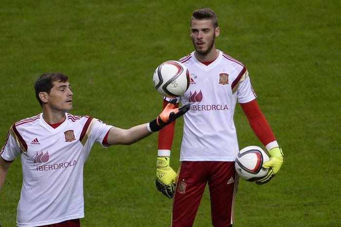 ___4900226___https:______static.pulse.com.gh___webservice___escenic___binary___4900226___2016___4___9___19___david-de-gea-iker-casillas-spain-training-session-in-oviedo-04092015_1i51jlqbmxmhi14equru5herrr_1