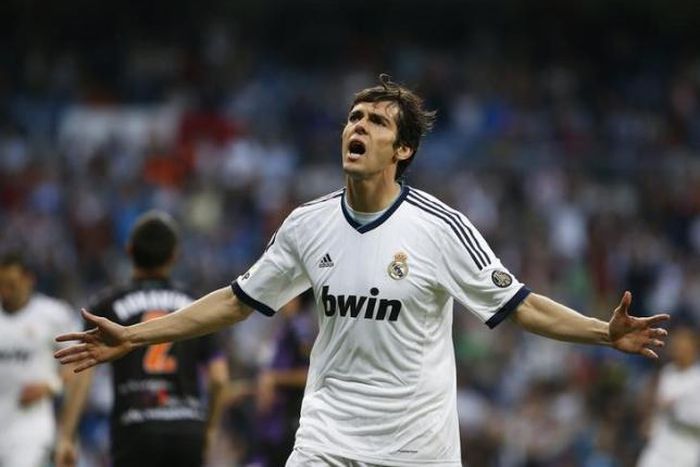 Kaka wants Real fans to show more gratitude to Ronaldo