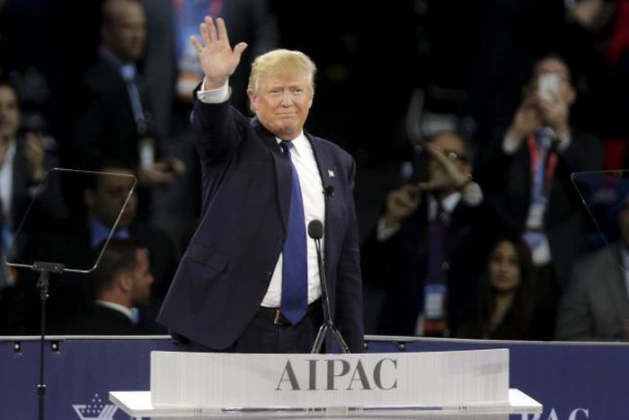 Trump says migration "craziness" will push Britain to quit the EU