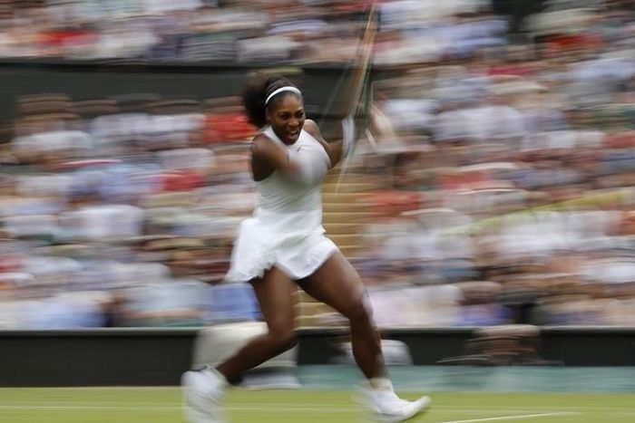 Muguruza stunned by qualifier, draw opens up for Serena