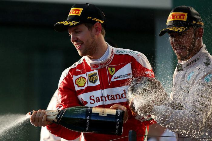 ___4867491___https:______static.pulse.com.gh___webservice___escenic___binary___4867491___2016___4___1___7___sebastianvettelandlewishamiltoncropped_1jfdca9fsk94u127w0cx92heza_1