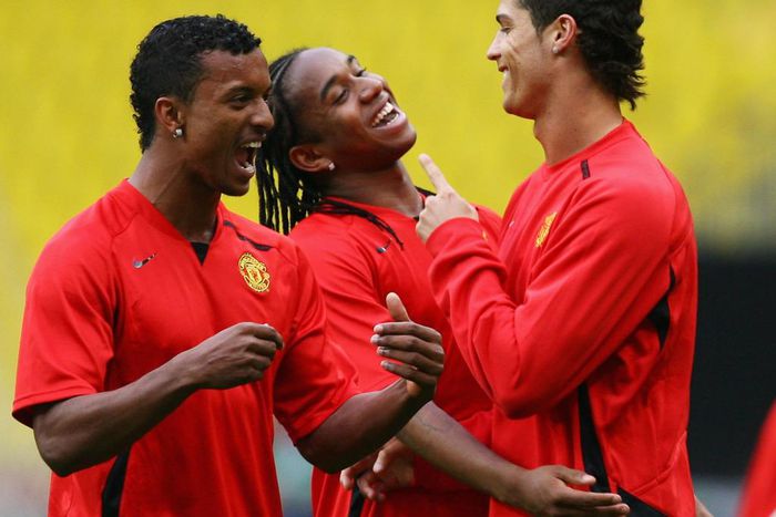 ___4848046___https:______static.pulse.com.gh___webservice___escenic___binary___4848046___2016___3___26___5___nani-anderson-and-ronaldo-cropped_os5akqmbtlr01fjcs8dzmx3wf