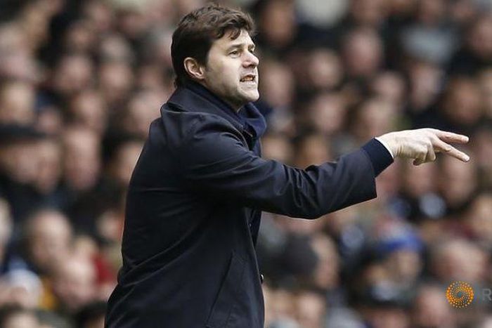 Pochettino, Forster pick up monthly Premier League awards