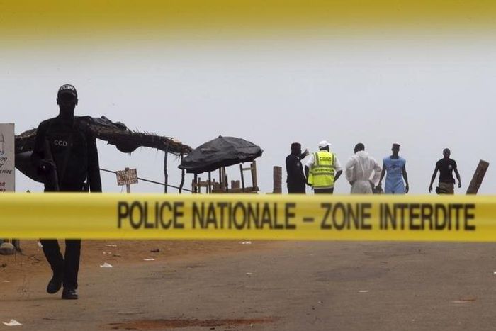A police cordon is seen while Ivorian police prepare to inspect the area of the hotel Etoile du Sud following an attack by gunmen from al Qaeda's North African branch, in Grand Bassam, Ivory Coast, March 14, 2016. REUTERS/Luc Gnago