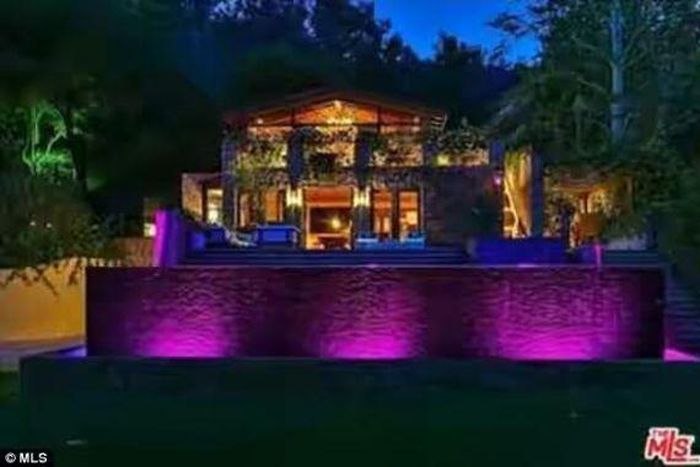 Jennifer Lopez's $28million luxury mansion