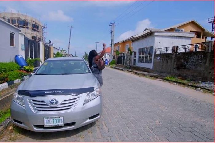 Watch hilarious video of Instagram celebs faking it